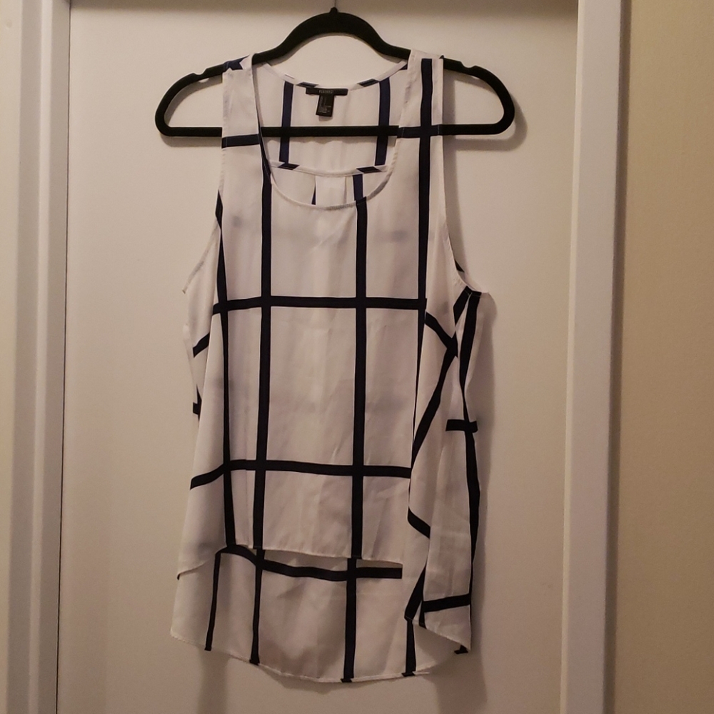 FOREVER 21 Navy blue and white Tank top